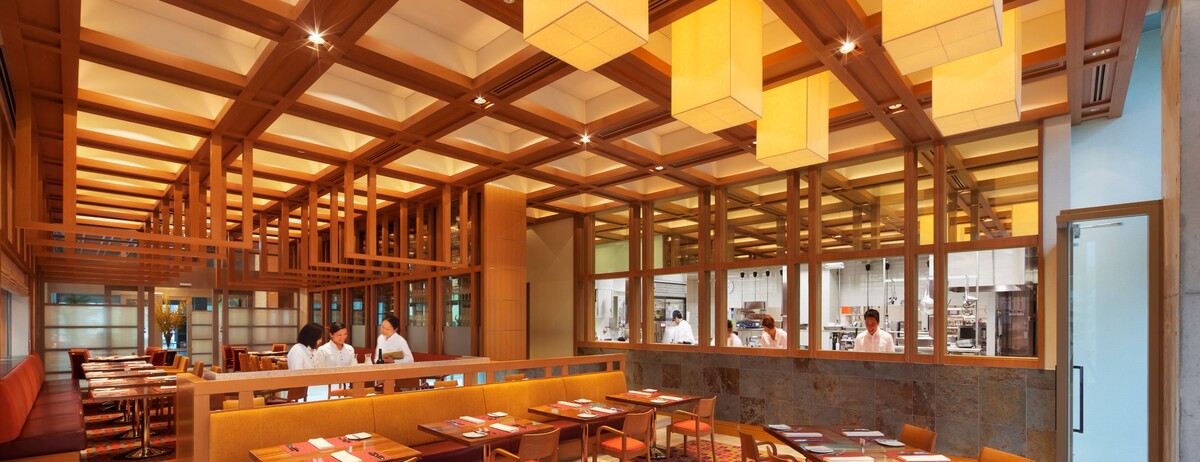 Tokyo American Club - Assistant Food and Beverage Director