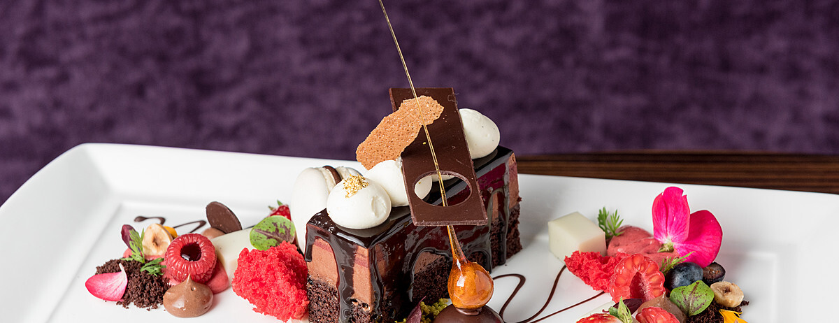 Tokyo American Club - Executive Pastry Chef  (Azabudai, Full-time)